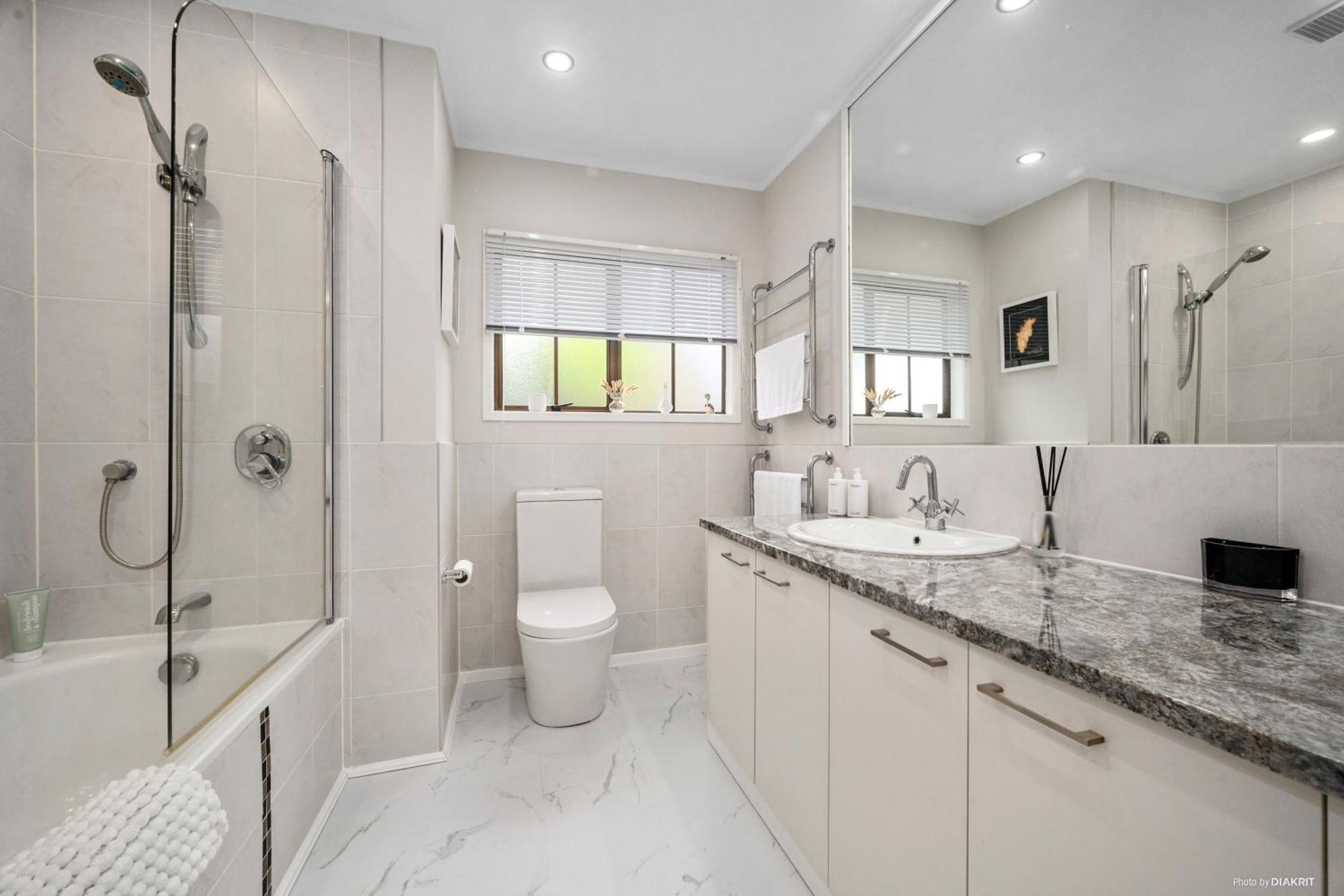 Villa With Pool In Browns Bay Auckland Extérieur photo