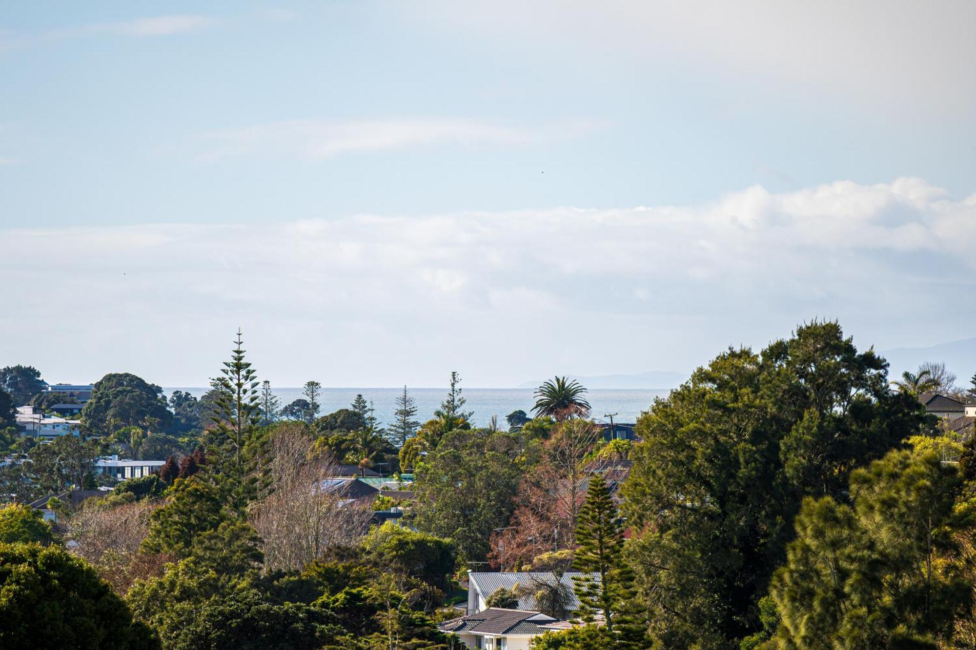 Villa With Pool In Browns Bay Auckland Extérieur photo