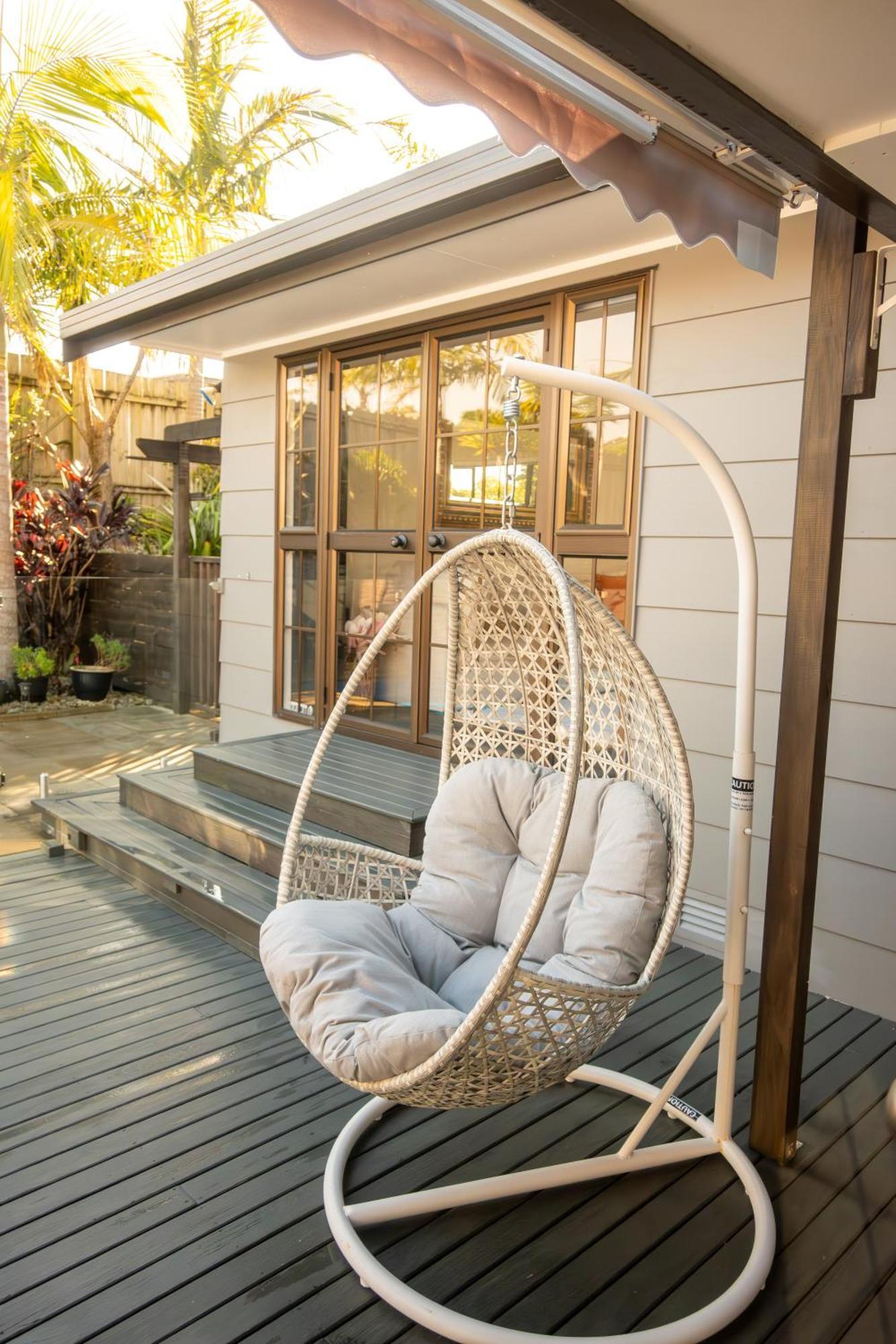 Villa With Pool In Browns Bay Auckland Extérieur photo